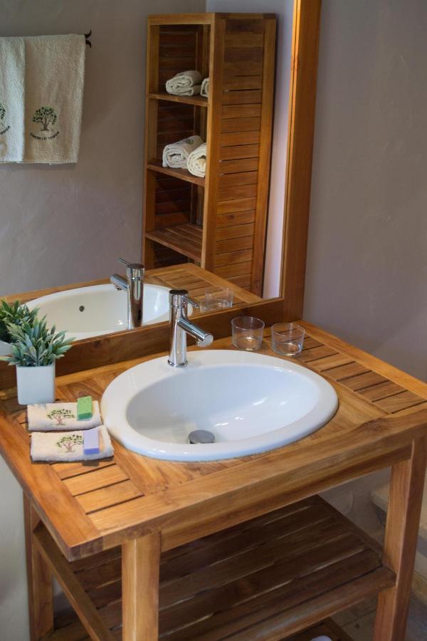 Le Bouquet De L Aromate Bed and Breakfast Joucas Exteriör bild